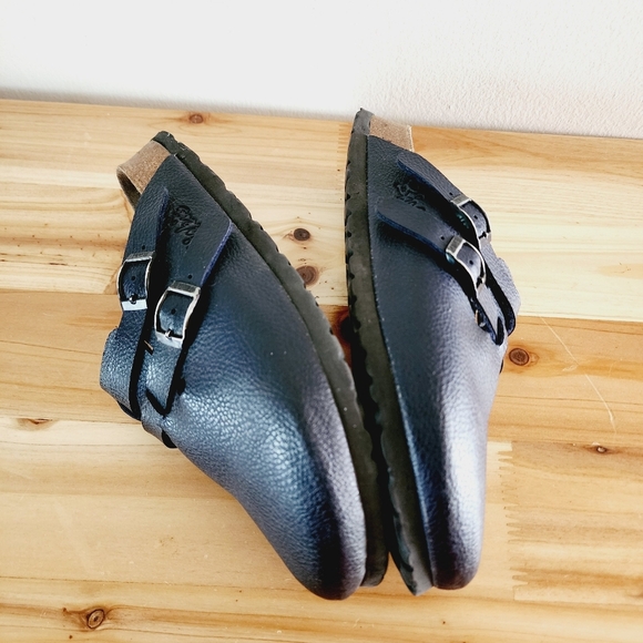 Birkenstock Birki’s Camden Black Double Buckle Clog Sandals - Picture 5 of 9